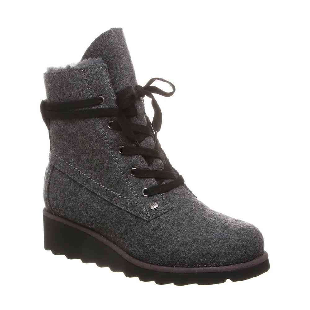 Krista Gray Bearpaw size 12